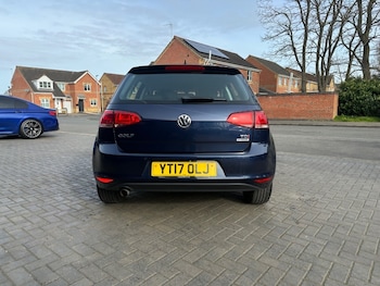 Used Volkswagen Golf 2017 for sale - 77952171: Photo