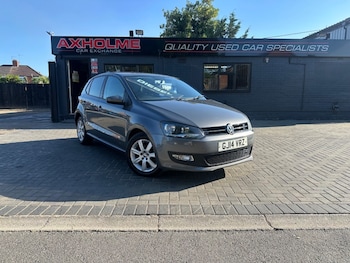 Used Volkswagen Polo 2014 for sale - 79150426: Photo