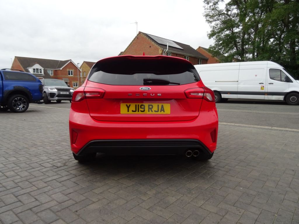 Used Ford Focus 2019 for sale - 76197138: Photo 4