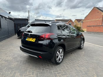 Used Peugeot 2008 2017 for sale - 79706813: Photo