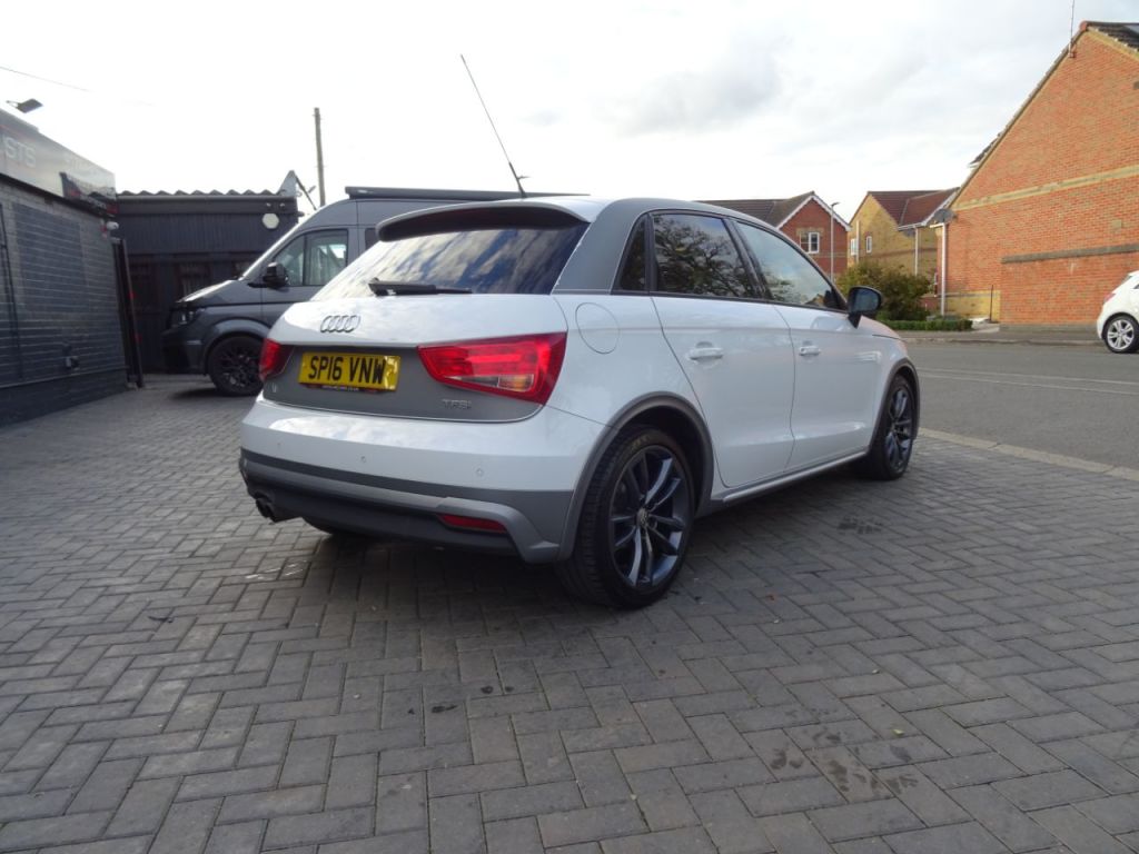 Used Audi A1 for sale - 76352323: Photo 3