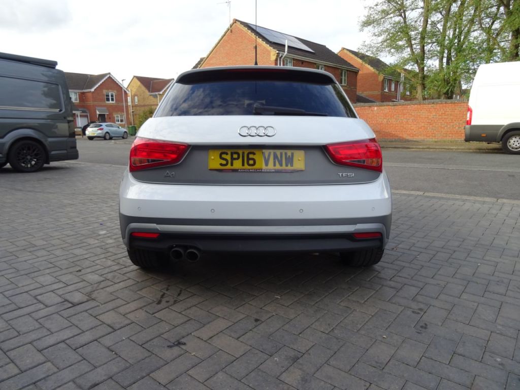 Used Audi A1 for sale - 76352323: Photo 4