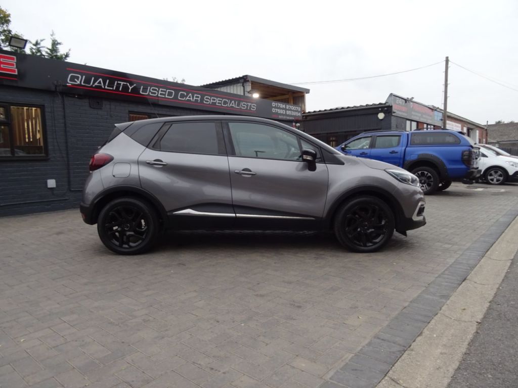 Used Renault Captur 2018 for sale - 76303184: Photo 2