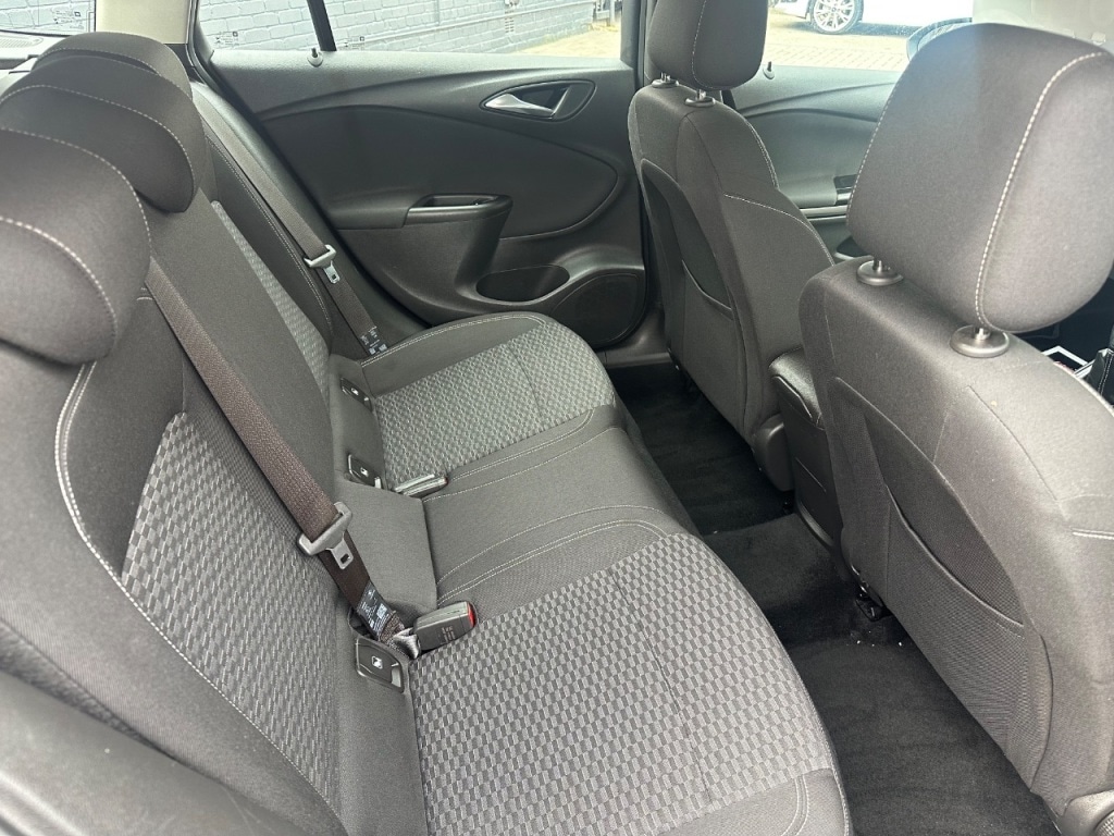 Used Vauxhall Astra 2018 for sale - 77836255: Photo 10