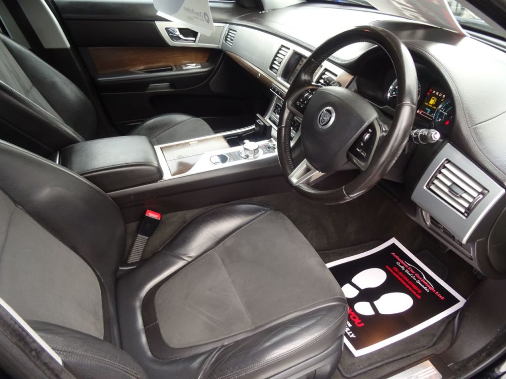 Used Jaguar XF 2011 for sale - 77408743: Photo 9