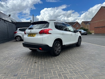 Used Peugeot 2008 2015 for sale - 78838976: Photo