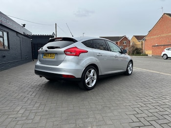 Used Ford Focus 2015 for sale - 77952182: Photo