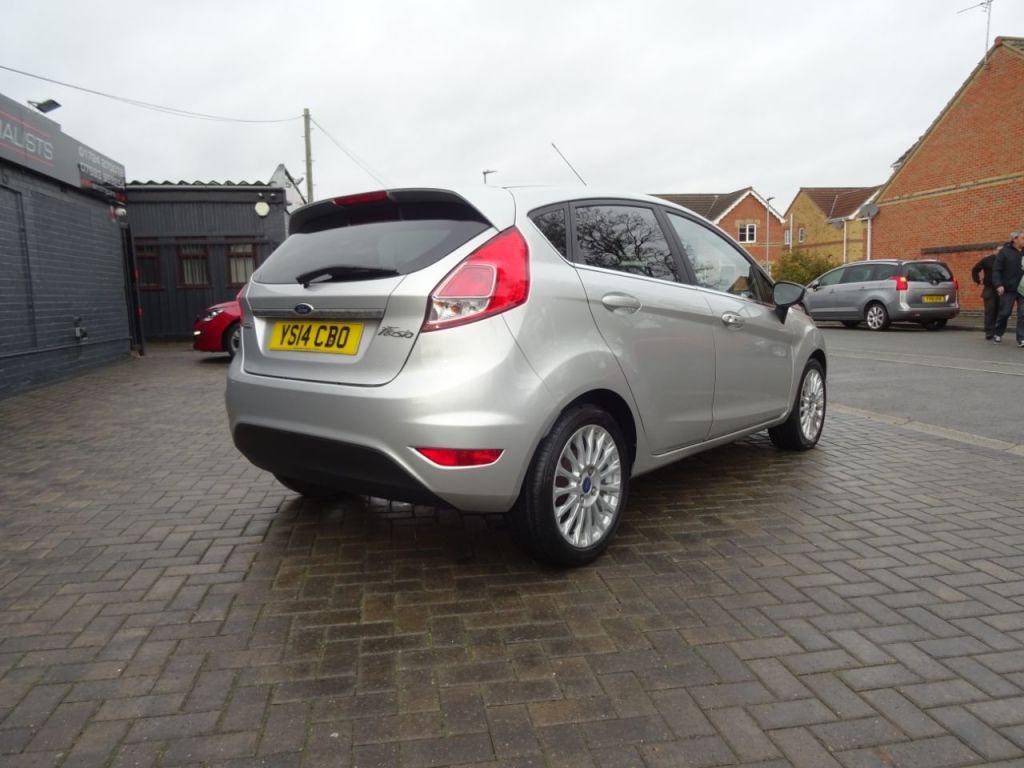 Used Ford Fiesta 2014 for sale - 76428938: Photo 3