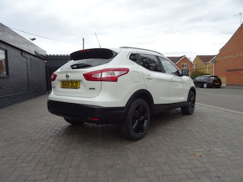 Used Nissan Qashqai 2015 for sale - 76068198: Photo