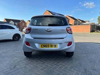Used Hyundai i10 2015 for sale - 79798880: Photo