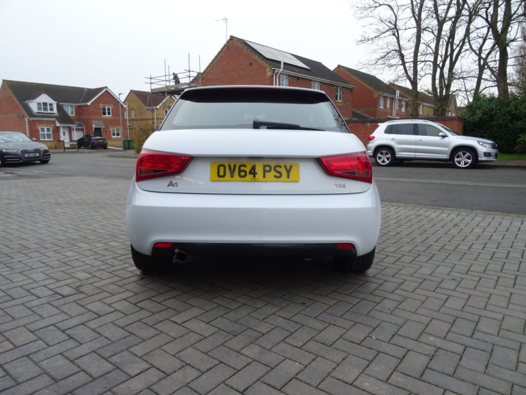 Used Audi A1 2014 for sale - 76807354: Photo 4