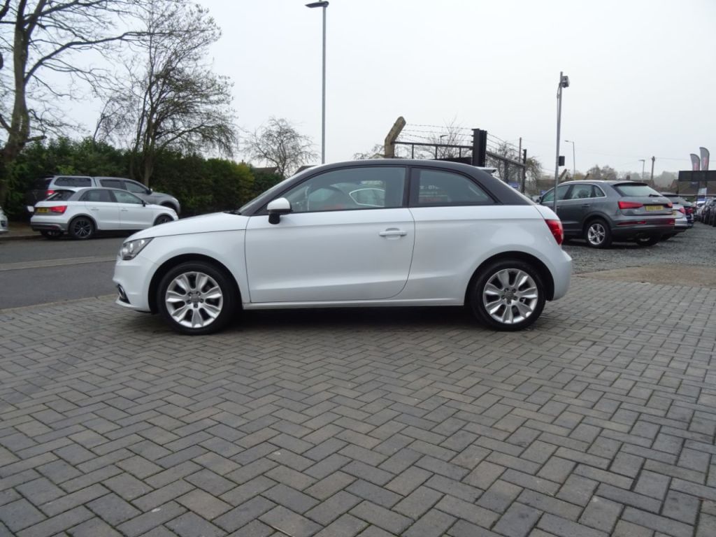 Used Audi A1 2014 for sale - 76807354: Photo 6