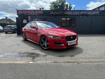 Used Jaguar XE 2019 for sale - 78597315: Photo