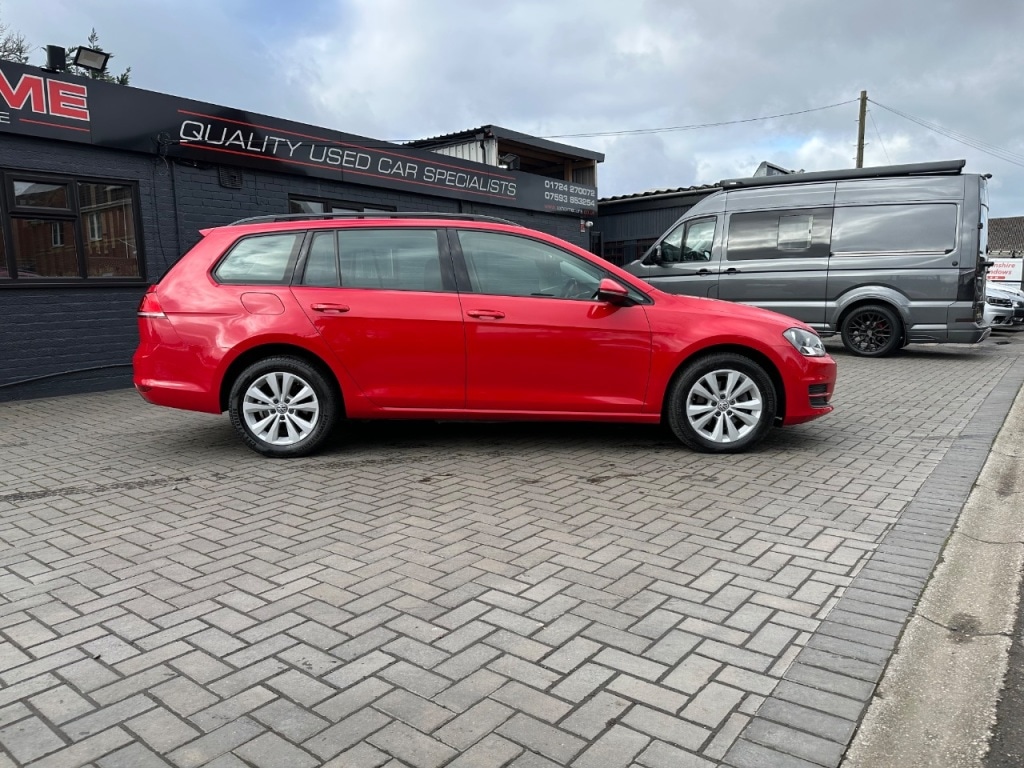 Used Volkswagen Golf 2014 for sale - 77830279: Photo 2