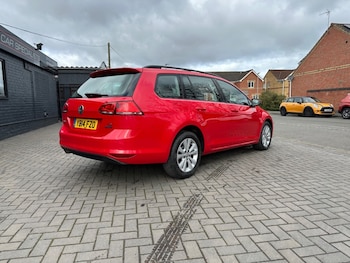 Used Volkswagen Golf 2014 for sale - 77830279: Photo