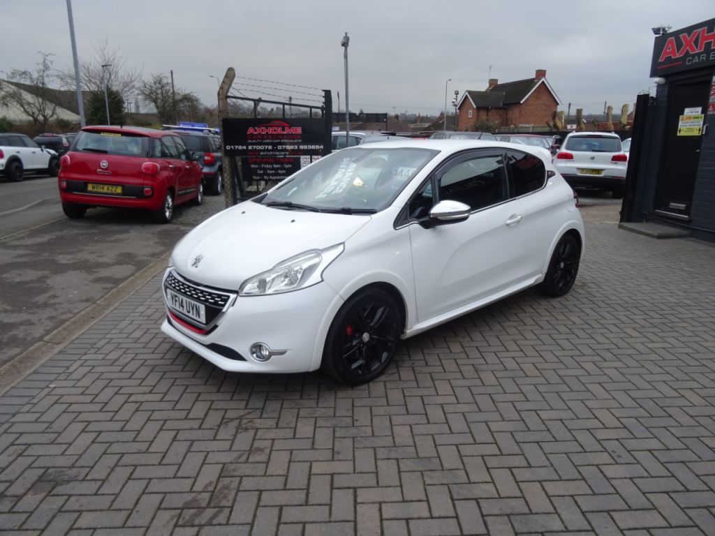 Used Peugeot 208 2014 for sale - 77368138: Photo 7