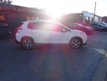 Used Peugeot 2008 2014 for sale - 76028846: Photo 2