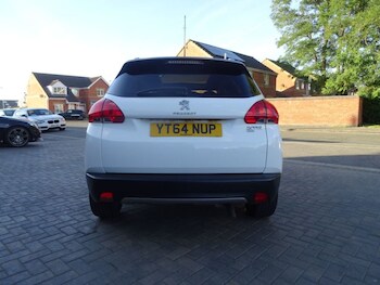 Used Peugeot 2008 2014 for sale - 76028846: Photo 4