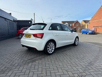 Used Audi A1 2013 for sale - 77460096: Photo
