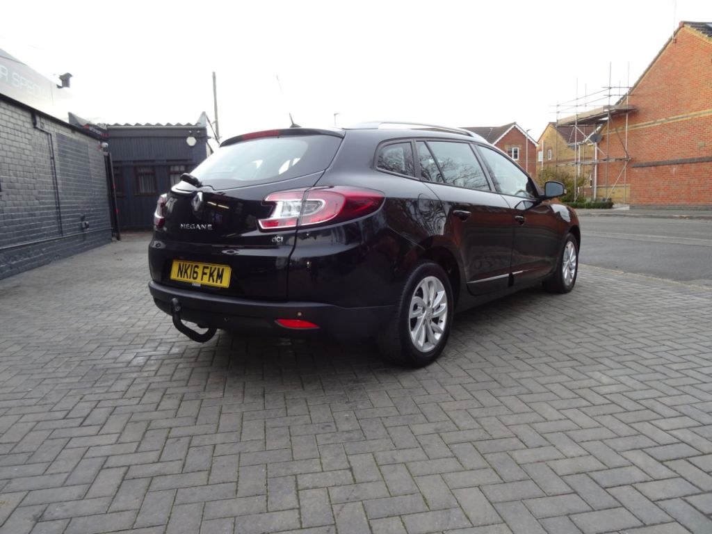Used Renault Megane 2016 for sale - 76710676: Photo 3