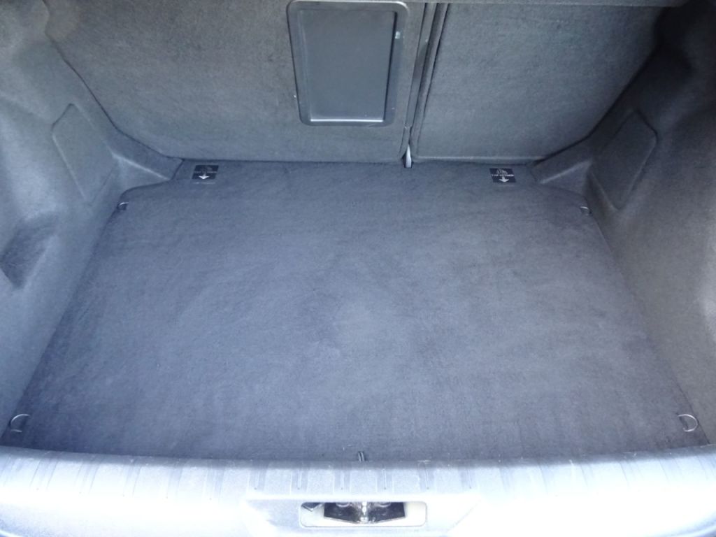 Used Peugeot 308 2014 for sale - 76653919: Photo 11