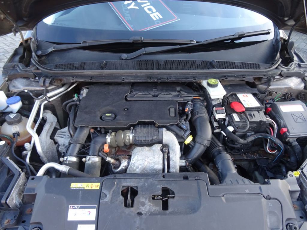 Used Peugeot 308 2014 for sale - 76653919: Photo 12