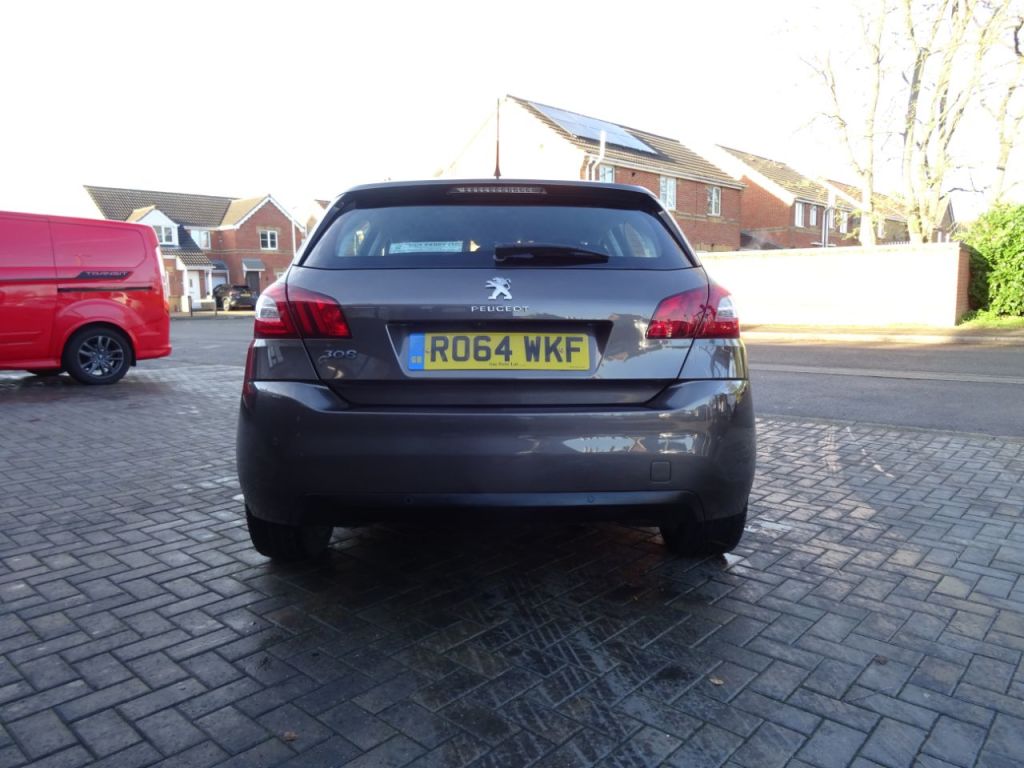 Used Peugeot 308 2014 for sale - 76653919: Photo 4