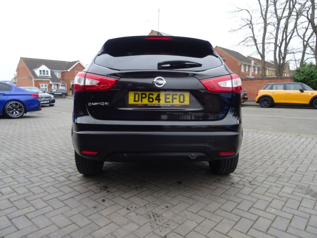 Used Nissan Qashqai 2015 for sale - 77421383: Photo 4