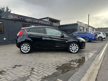 Used Ford Fiesta 2017 for sale - 79365639: Photo