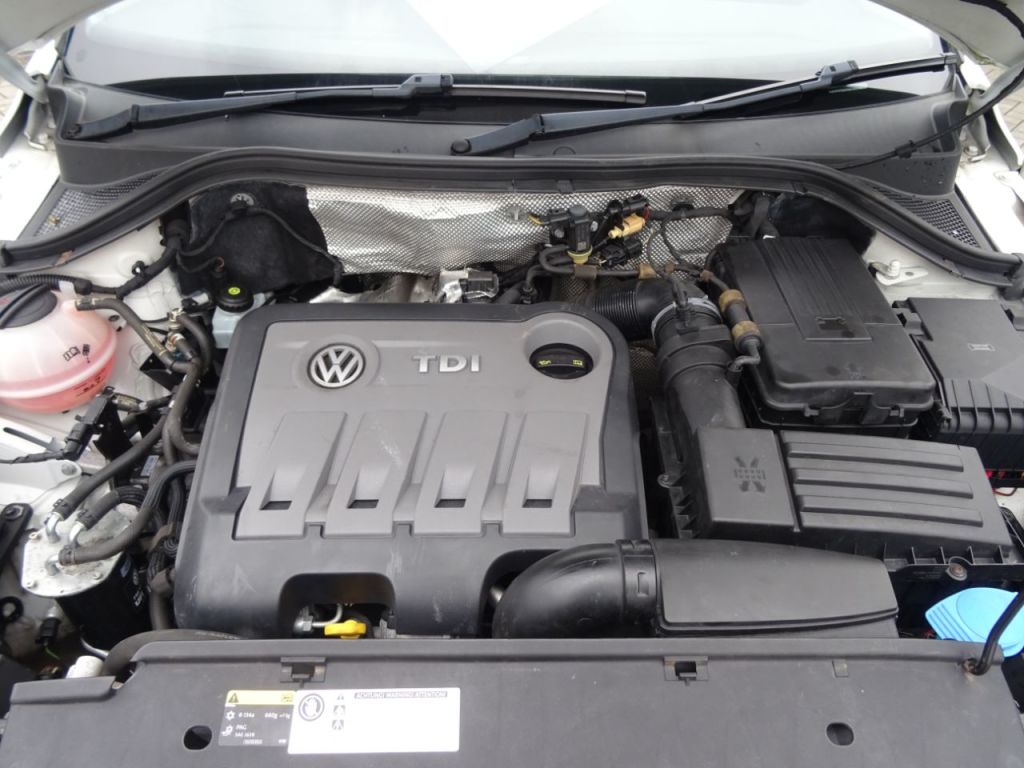 Used Volkswagen Tiguan 2015 for sale - 77368133: Photo 12