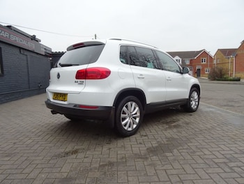 Used Volkswagen Tiguan 2015 for sale - 77368133: Photo