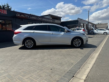 Used Hyundai i40 2018 for sale - 79488774: Photo