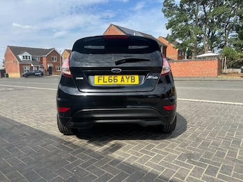 Used Ford Fiesta 2016 for sale - 79641537: Photo