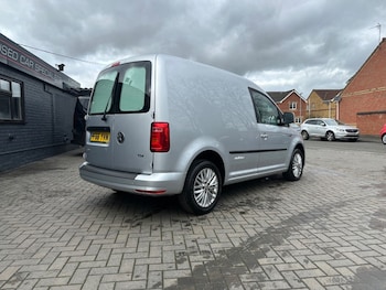 Used Volkswagen Caddy 2016 for sale - 77555195: Photo