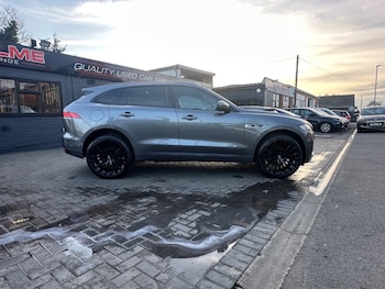 Used Jaguar F-Pace 2018 for sale - 77687813: Photo