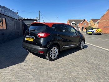 Used Renault Captur 2015 for sale - 78167789: Photo