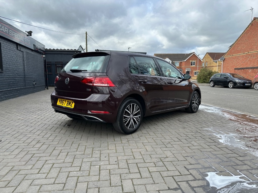 Used Volkswagen Golf 2017 for sale - 77666114: Photo 3