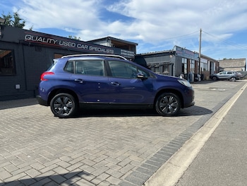 Used Peugeot 2008 2015 for sale - 79505232: Photo