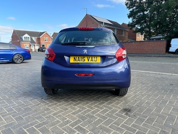 Used Peugeot 208 undefined for sale - 79205616: Photo