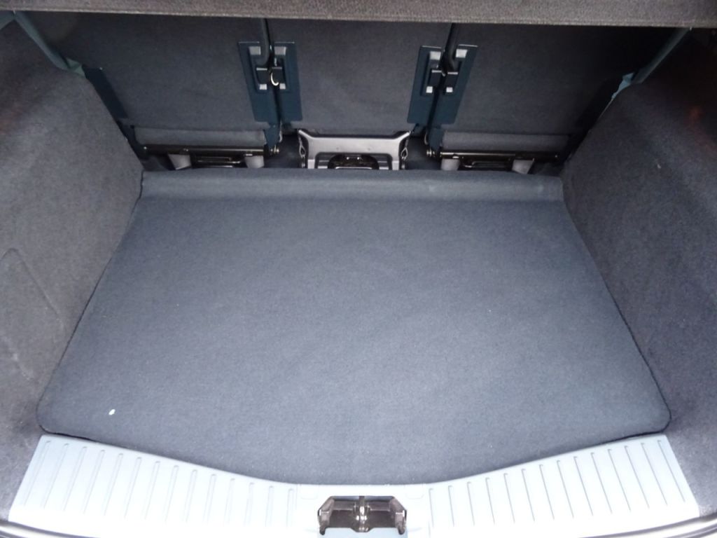 Used Ford C-Max 2012 for sale - 76449459: Photo 11