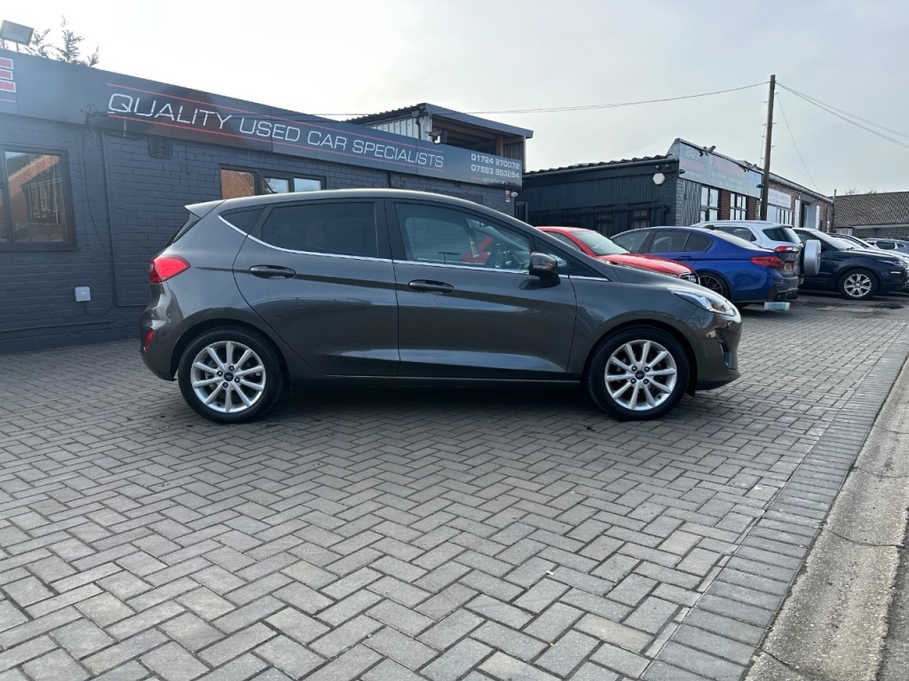 Used Ford Fiesta 2018 for sale - 77582547: Photo 2
