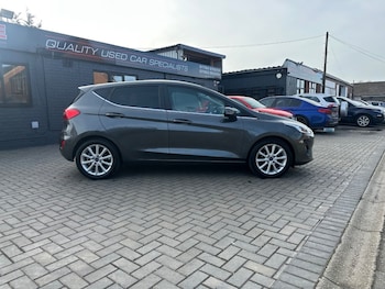 Used Ford Fiesta 2018 for sale - 77582547: Photo