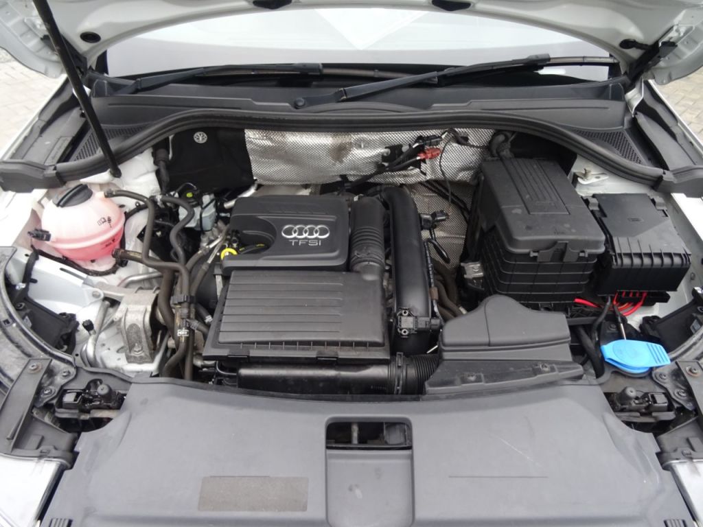 Used Audi Q3 2014 for sale - 76147236: Photo 12
