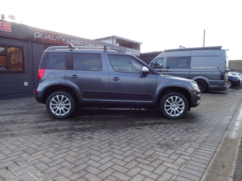 Used Skoda Yeti 2014 for sale - 77368119: Photo 2