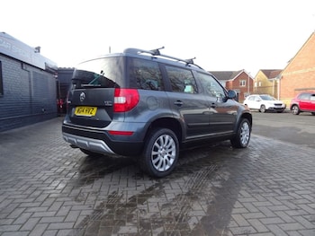 Used Skoda Yeti 2014 for sale - 77368119: Photo
