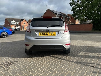 Used Ford Fiesta 2016 for sale - 78779991: Photo