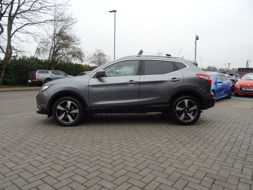 Used Nissan Qashqai 2015 for sale - 77421377: Photo 6