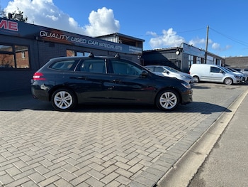 Used Peugeot 308 2016 for sale - 77845104: Photo