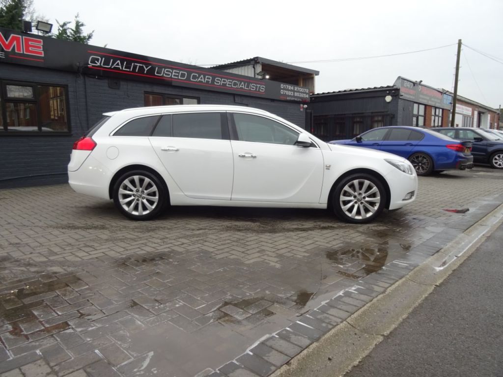 Used Vauxhall Insignia 2013 for sale - 77287280: Photo 2