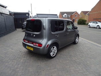 Used Nissan Cube 2010 for sale - 75631184: Photo